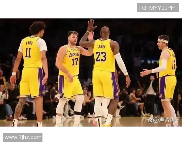 湖人对决掘金27号精彩赛事回顾与分析，谁能笑到最后