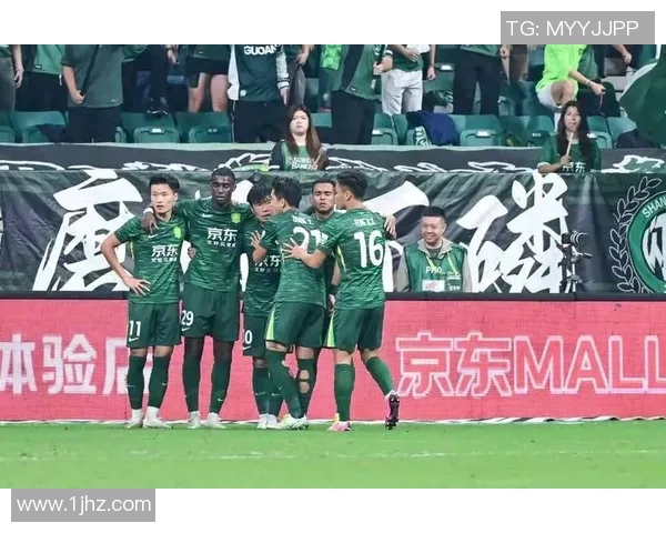 鲁能泰山迎战奥克兰城力争亚冠小组赛首胜全力以赴 鲁能泰山迎战奥克兰城力争亚冠小组赛首胜全力以赴